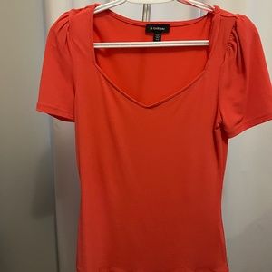 Coral top